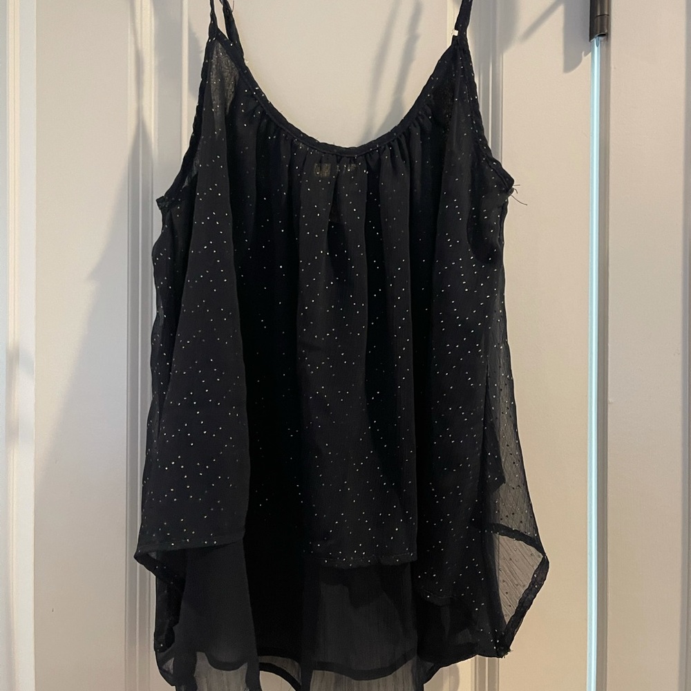 Cute Women’s BKE chiffon tank with gold dots sz S